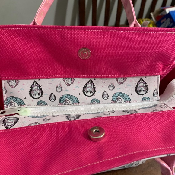 Purse - Picture 3 of 5